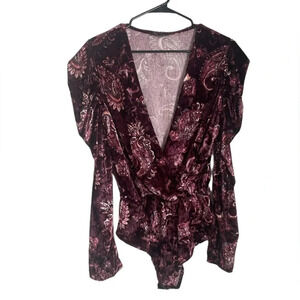 Love Point Velvet Jumper. Dark maroon size large snap button closure.